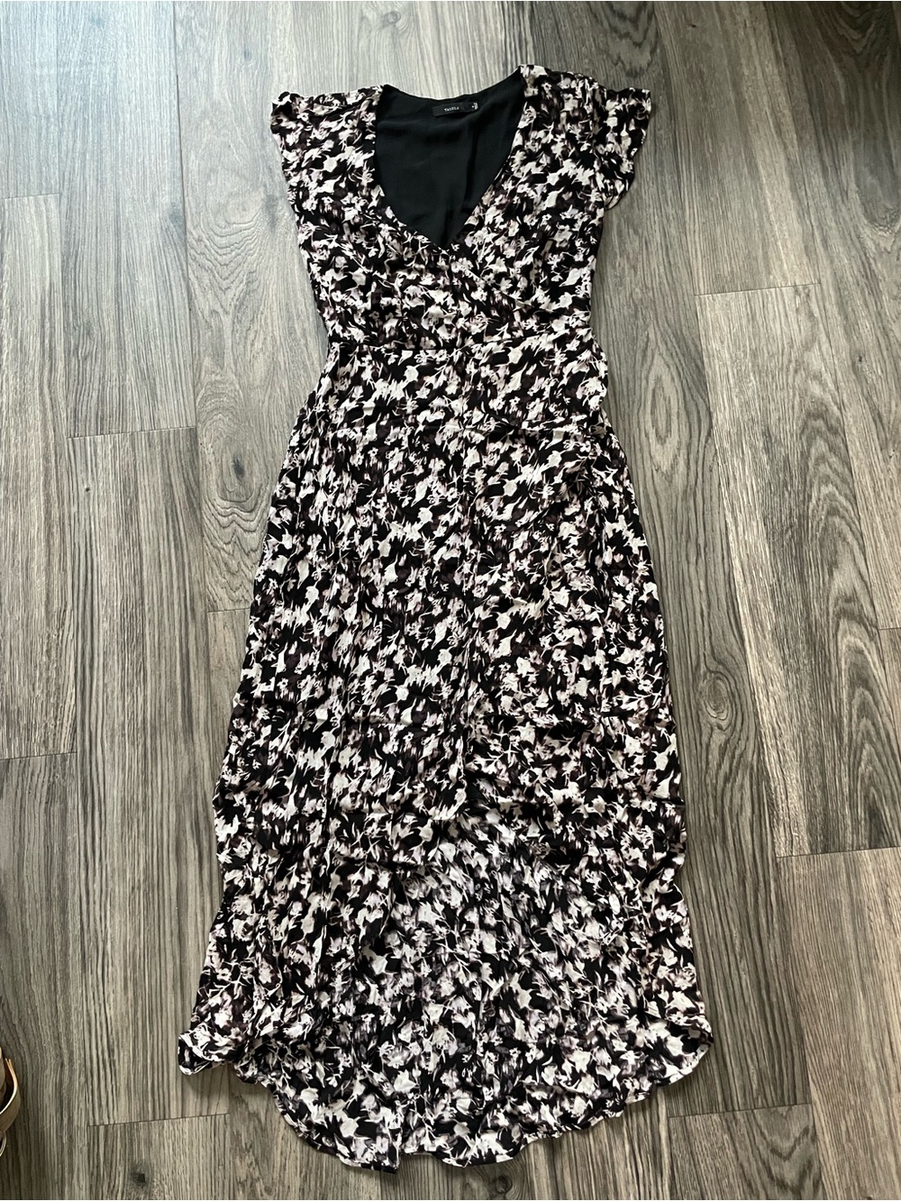 Talula Aritzia Moxon Floral Dress Size 0 - Picture 3 of 7
